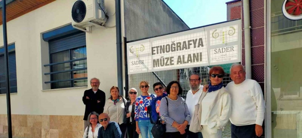 Manisa Lisesi mezunlarından SADER Müzesine yoğun ilgi