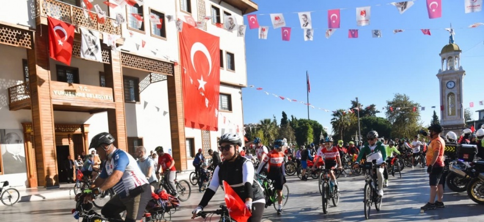 Pedallar cumhuriyet için çevrildi