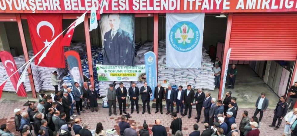 Selendi’de çiftçilere tohum desteği