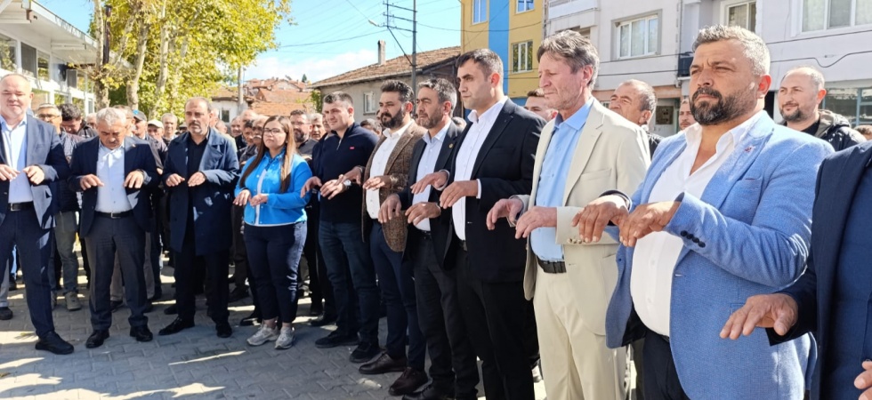 Simav Akdağ Kınık Mahallesi’nde 10 Bin kişi Büyük hayır ve Yağmur Duasında Buluştu