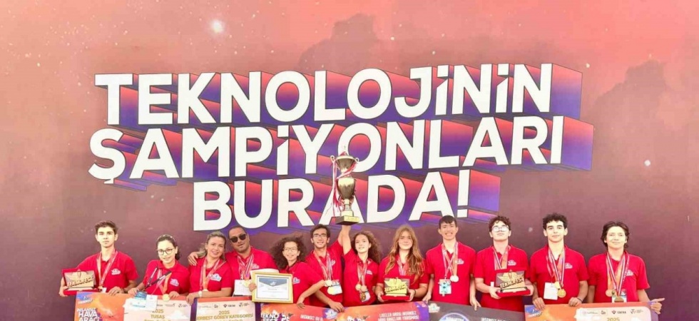 Yılın öğretmeni ve ekibi 2025 TEKNOFEST’in gözdesi oldu