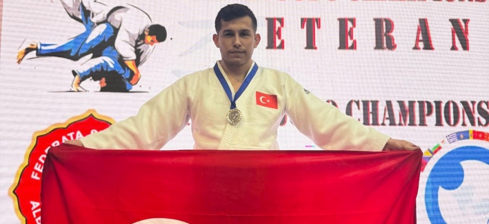 Yunusemreli veteran judocudan çifte madalya
