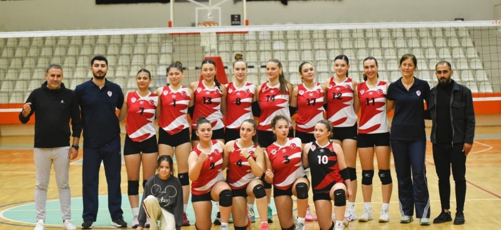 Yunusemre’nin sultanlarından yeni sezonun ilk galibiyeti