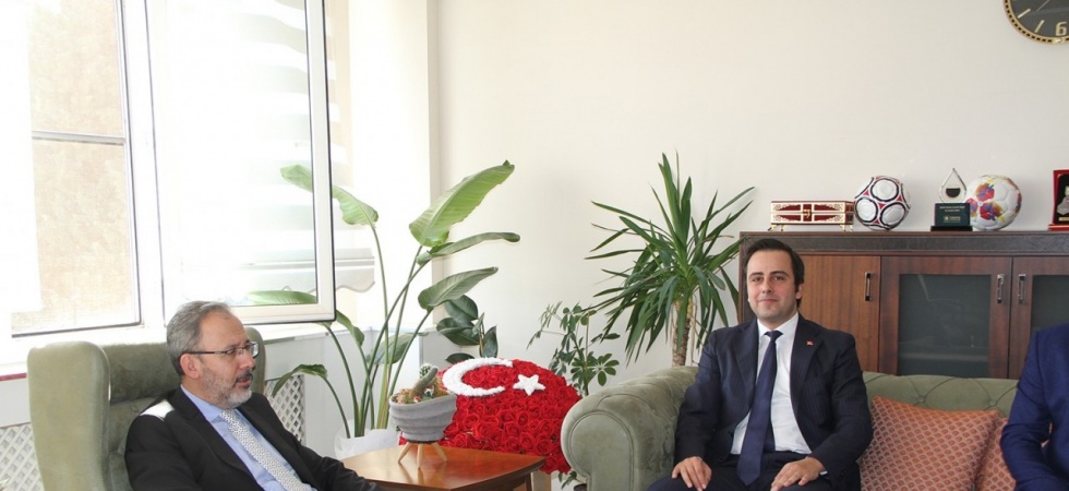 AK Partili Kasapoğlu: "Kula’da hem spor altyapısının hem de gençlik çalışmalarının güçlendirilmesi adına iş birliğimiz sürecek"