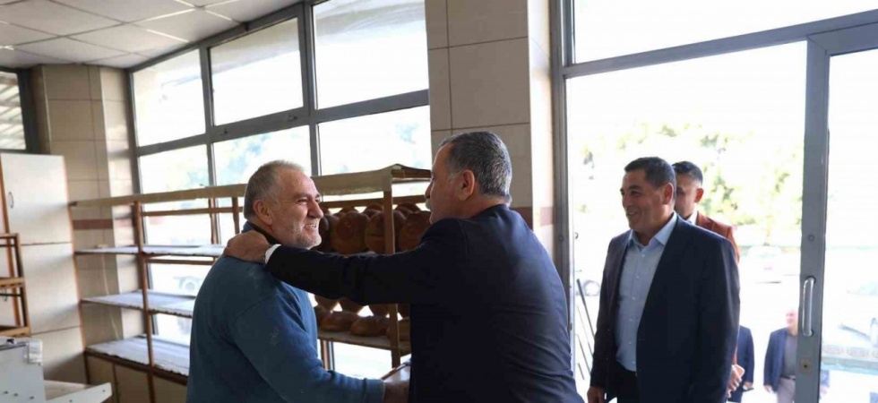 Başkan Balaban Esnafın Taleplerini Yerinde Dinliyor