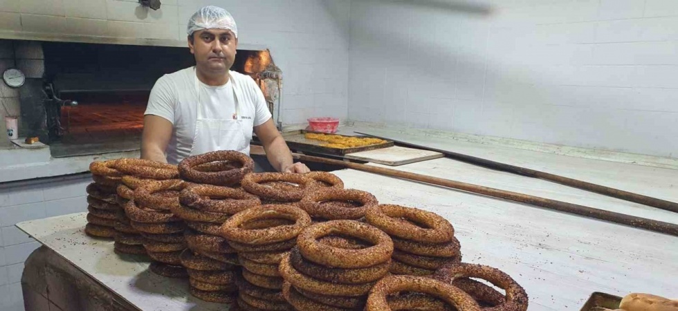 Fırıncıdan Öğretmenlere Ücretsiz Simit Jesti