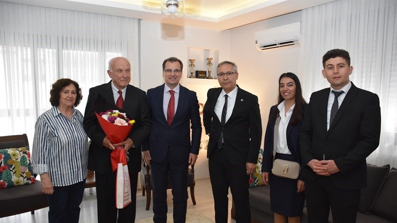 Kaymakam Güldoğan’dan, Eğitim Çınarlarına Vefa