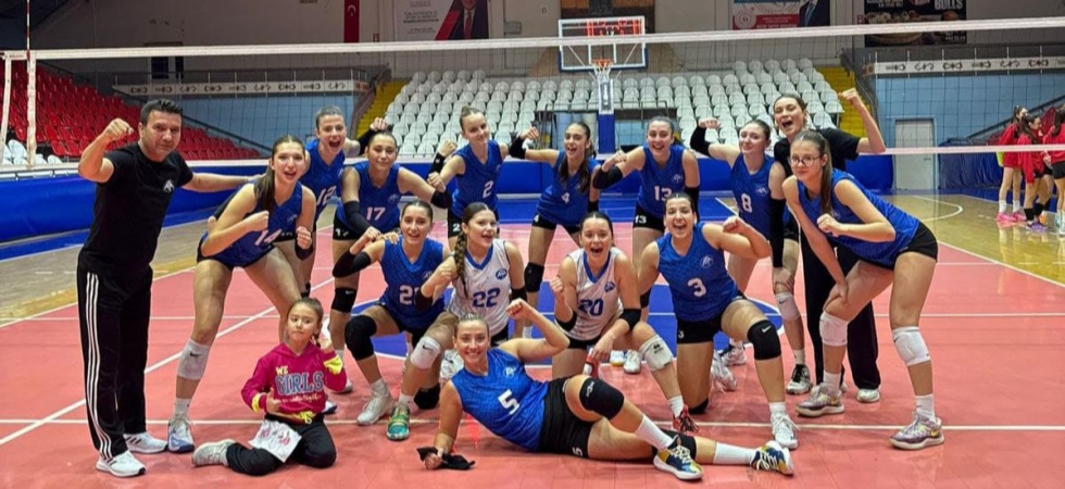 Manisa Derbisinde Gülen Taraf Ataspor Oldu: 3-1