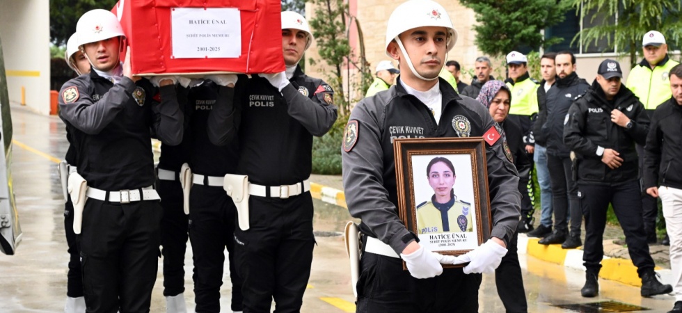 MANİSA’DA ACI GÜN: ŞEHİT POLİS MEMURU HATİCE ÜNAL’A HÜZÜNLÜ VEDA