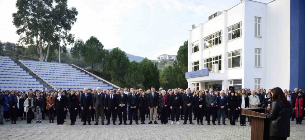 MCBÜ’de Atatürk’ü anma programlarına yoğun ilgi