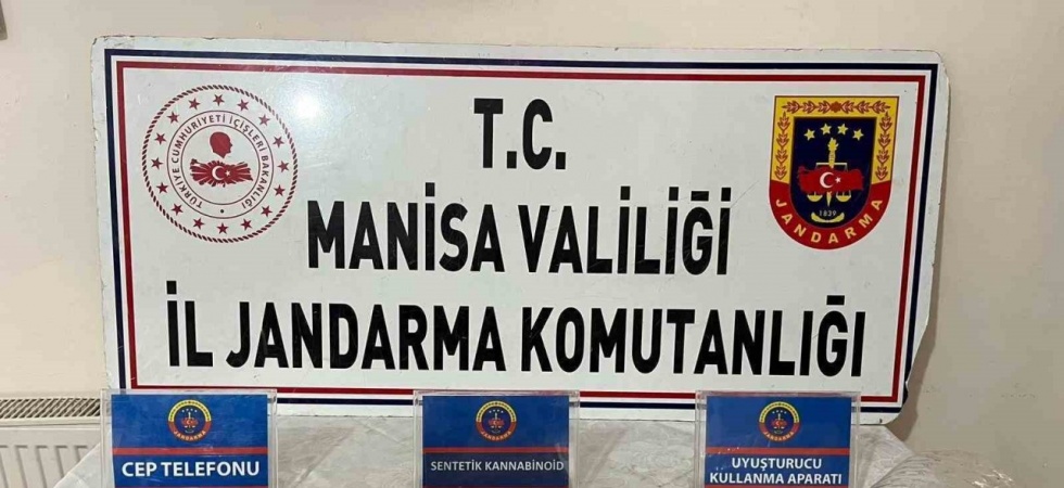 Salihli’de kaçan şüpheliden uç bonzai ele geçirildi