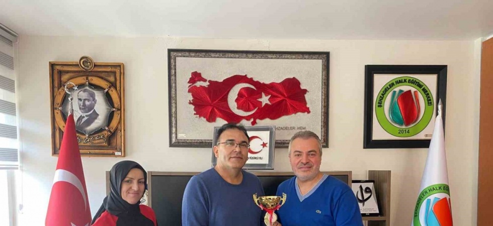 Şehzadeler Halk Eğitim Merkezi'nde Büyük Başarı:Muay Thai Şampiyonu Oldu!