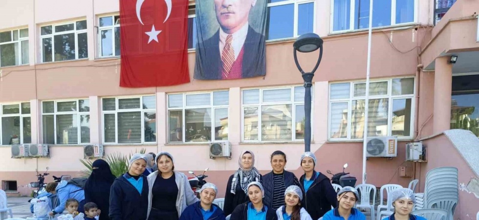 Sarıgöl’de öğrencilerden Gazze’ye anlamlı destek