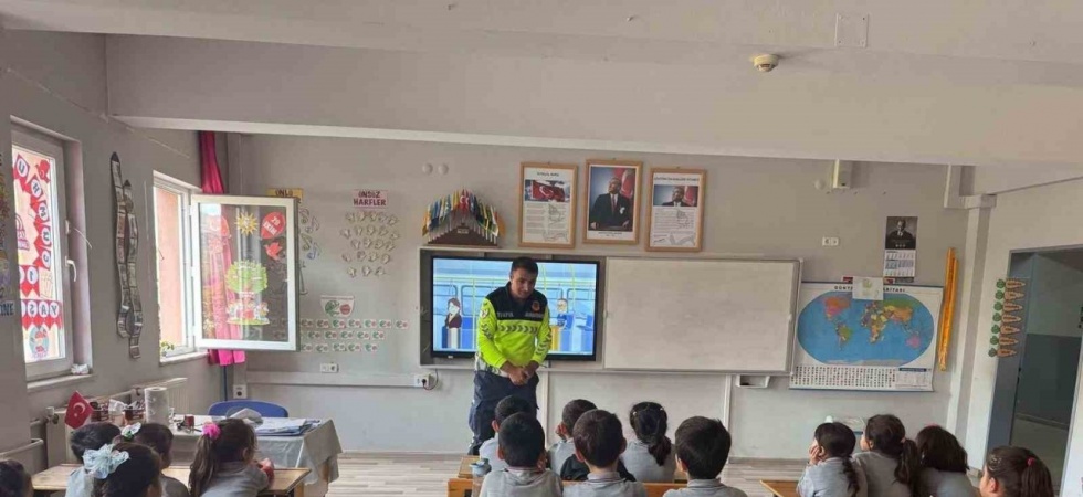 Sarıgöl’de öğrencilere trafik eğitimi verildi