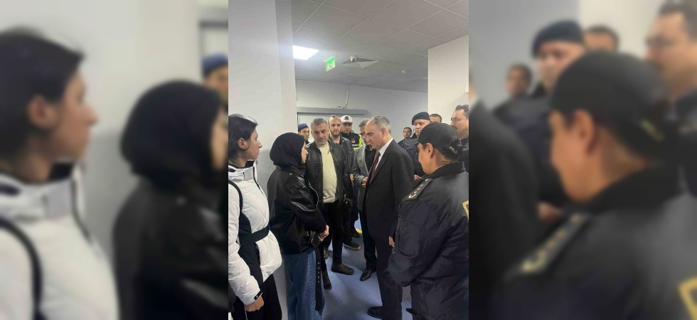 Vali Özkan yaralı polis memuru Hatice Ünal’ı hastanede ziyaret etti