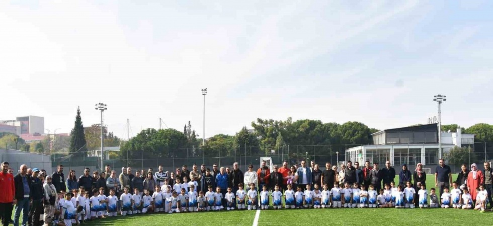 Yunusemre Belediyespor’un altyapı seçmelerine yoğun ilgi