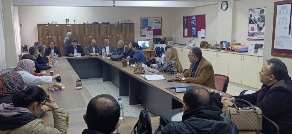 Eğitim-Bir-Sen Manisa 1 No’lu Şube Alaşehir’de eğitim paydaşlarıyla buluştu