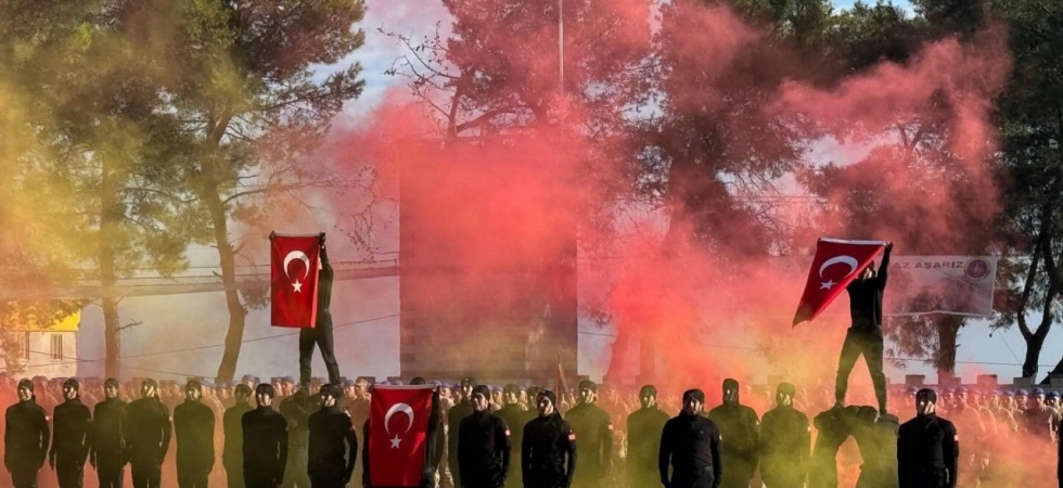 Kırkağaç’ta uzman erbaşların mezuniyet coşkusu