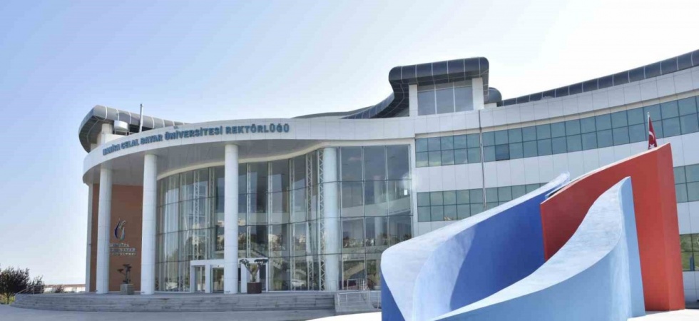 Manisa Celal Bayar Üniversitesi yükselişini sürdürüyor