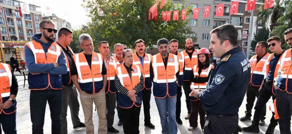 Manisa’da ’Mahalle afet gönüllüleri’ projesi hayata geçiyor