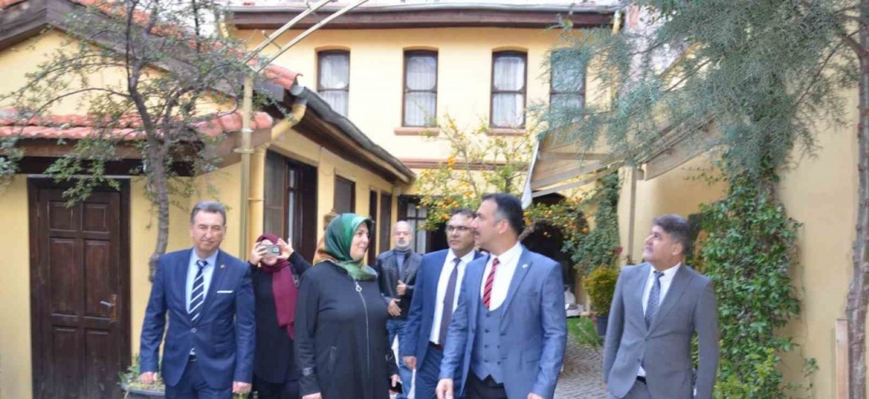 Uğurelli: "Yiğitbaş Gençlik Merkezi örnek bir çalışma yürütüyor"