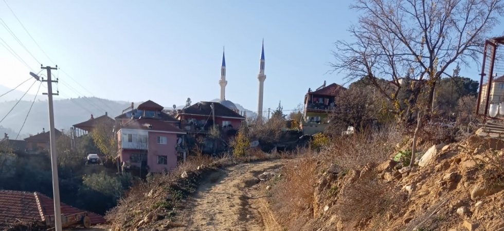 Valilik yaptı, belediye bozdu