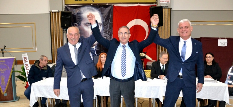 Manisa’da 23 yıllık başkan seçimi kaybetti