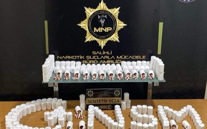 Manisa’da zehir tacirlerine geçit yok: 11 bin uyuşturucu hap ele geçirildi