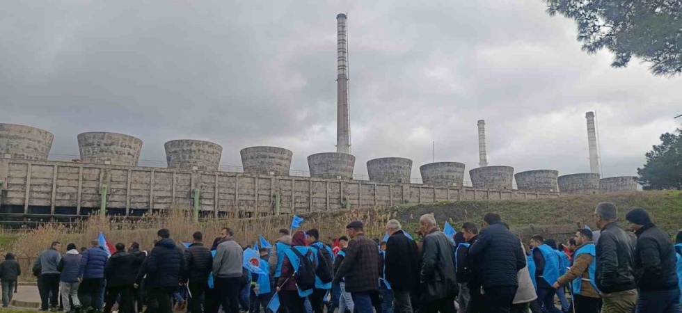 Konya Şeker’e bağlı Soma Termik Santrali’nde işçiler sokağa döküldü