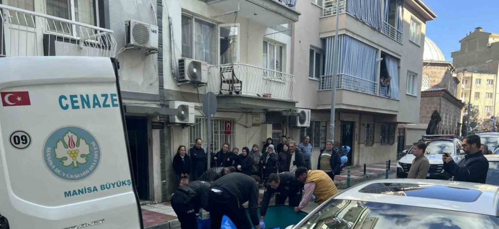 Manisa’da 83 yaşındaki koca eşini uyurken öldürdü