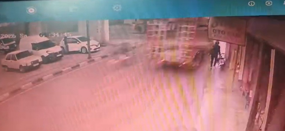 Manisa’da korku dolu anlar kamerada: Lise öğrencisi ölümden döndü