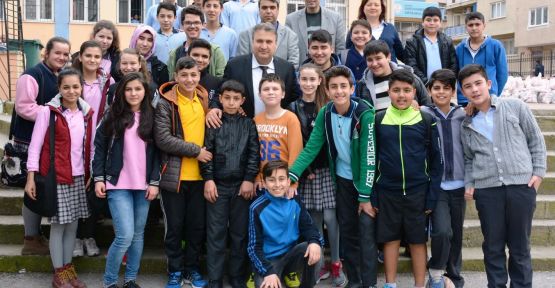 Öğrencilerden Başkan Çerçi'ye alkış