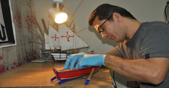 Fabrika İşçisi Sanat İçin Evini Atölyeye Çevirdi
