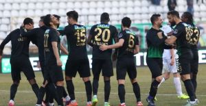 Akhisar Belediyespor’da yönetim ve teknik heyet masaya oturdu