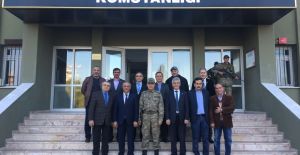 Hemşeri Kültürel Yardımlaşma derneklerin den  Tugay komutanına ziyaret.