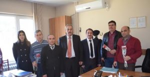Kulalılar polisin yanında