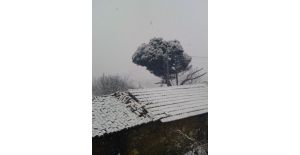 Salihli’de kar yağışı başladı