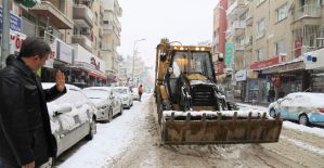 Başkan Şirin karla mücadele çalışmalarını yerinde inceledi