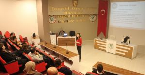 Sarıgöl’de aile konulu anlamlı seminer