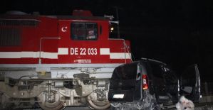 Tren kazasında ölü sayısı ikiye yükseldi