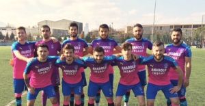 Yunusemre Belediyespor Play Offlara kalmayı garantiledi