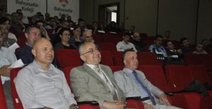 Akhisar’da büyükşehir personeline motivasyon eğitimi verildi
