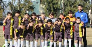 Büyükşehir’in genç futbolcularına turnuva daveti