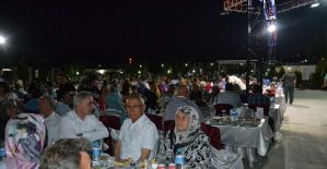 Şehit ve gazi aileleri iftar sofrasında buluştu