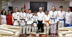 Başkan Kayda, judocuları ödüllendirdi
