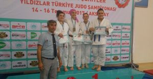 Judoda Türkiye şampiyonu Yunusemre’den