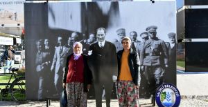 3 Boyutlu Atatürk Görseli Manisalıları Duygulandırdı