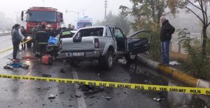 Manisa'da trafik kazası: 1 ölü, 2 yaralı!