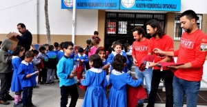 AKUT Okullarda Deprem Semineri Veriyor
