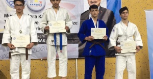 Judoda Salihli Fırtınası Esti